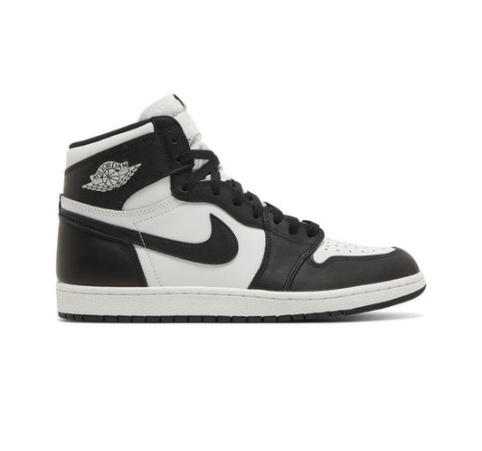 Retro 1 “ Black White”