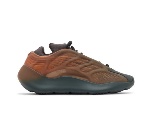 Yeezy 700 “ Cooper Fade “